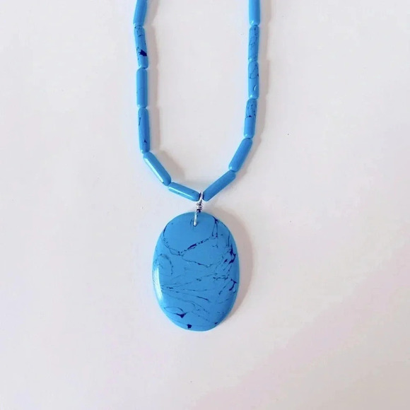 Zad Fashion Jewelry Aqua Blue Beaded Necklace with Oval Pendant - Picture 4 of 6